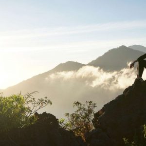 HOW WE CLIMBED MOUNT BATUR AT 2 AM – TRAVEL STORY